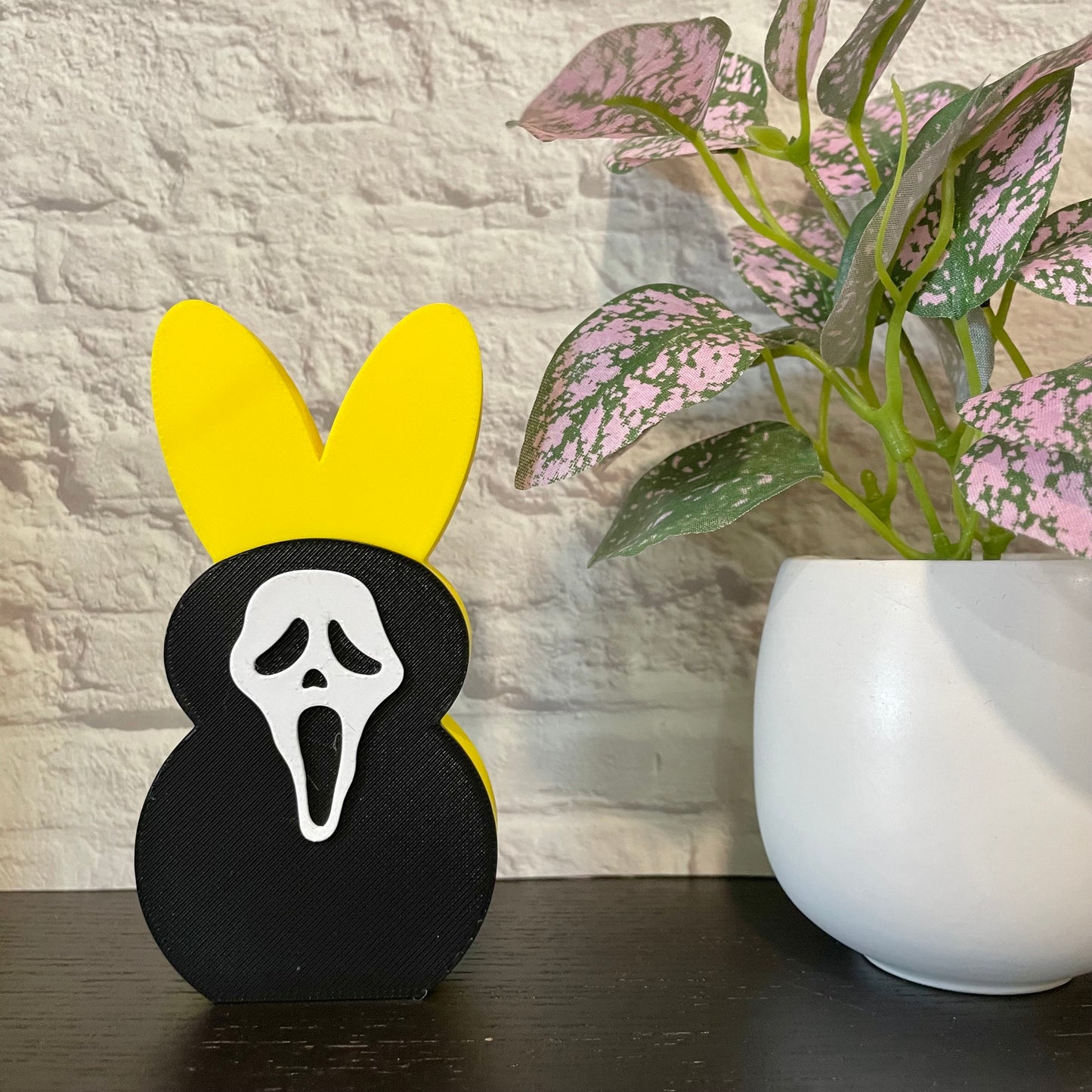 Easterween Ghostpeep Shelf Sitter 3D Printed