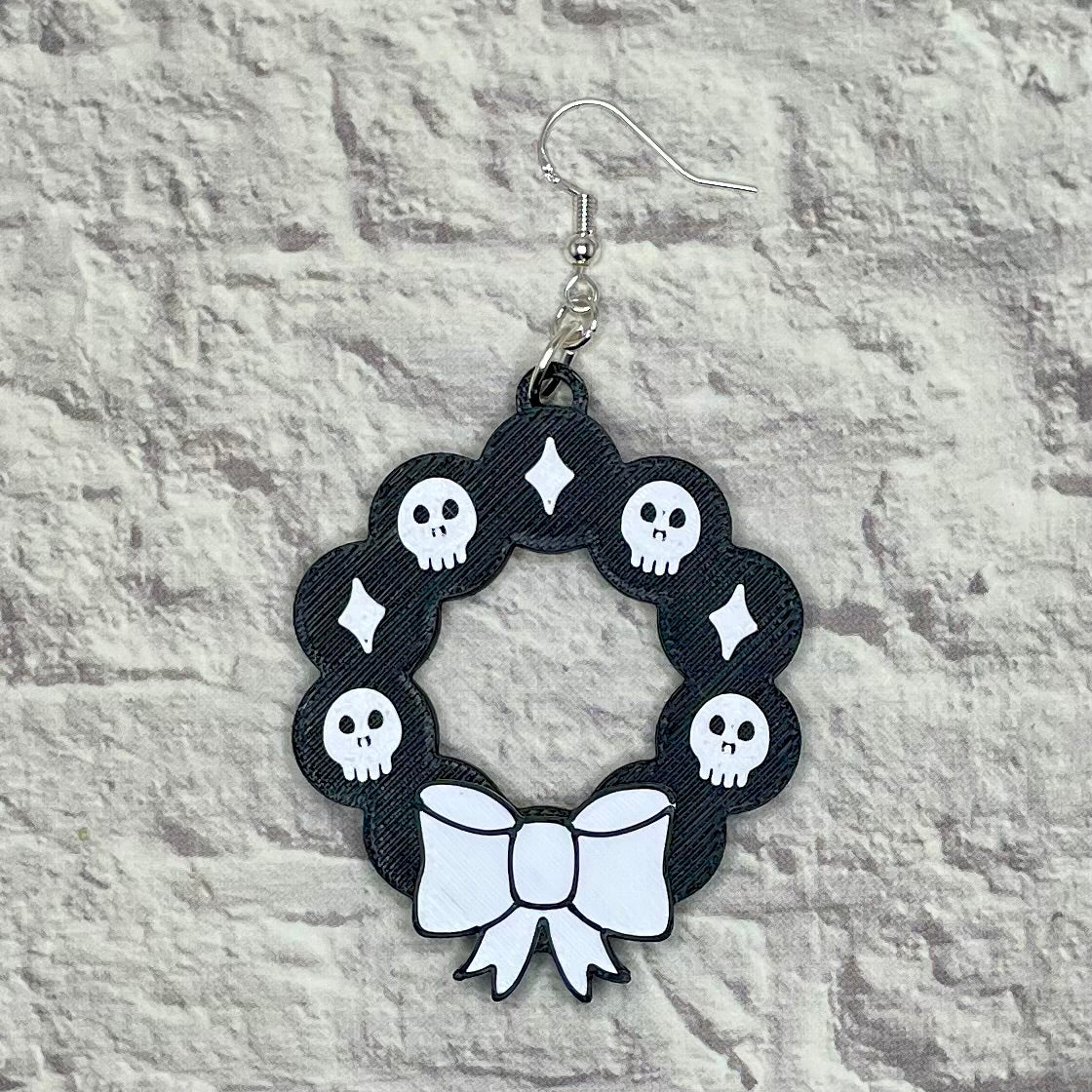 Creepmas Skull Wreath Statement Earrings or Keychain 3D Printed